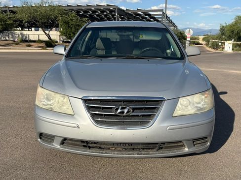 Used 2009 Hyundai Sonata GLS FWD image 2
