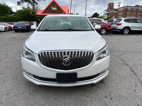 Used 2015 Buick LaCrosse Leather w/ Experience Buick Package FWD image 11