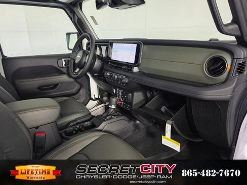 New 2026 Jeep Gladiator Mojave AWD/4WD image 32