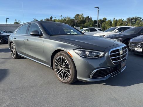 Used 2025 Mercedes-Benz S 580 S 580 image 5