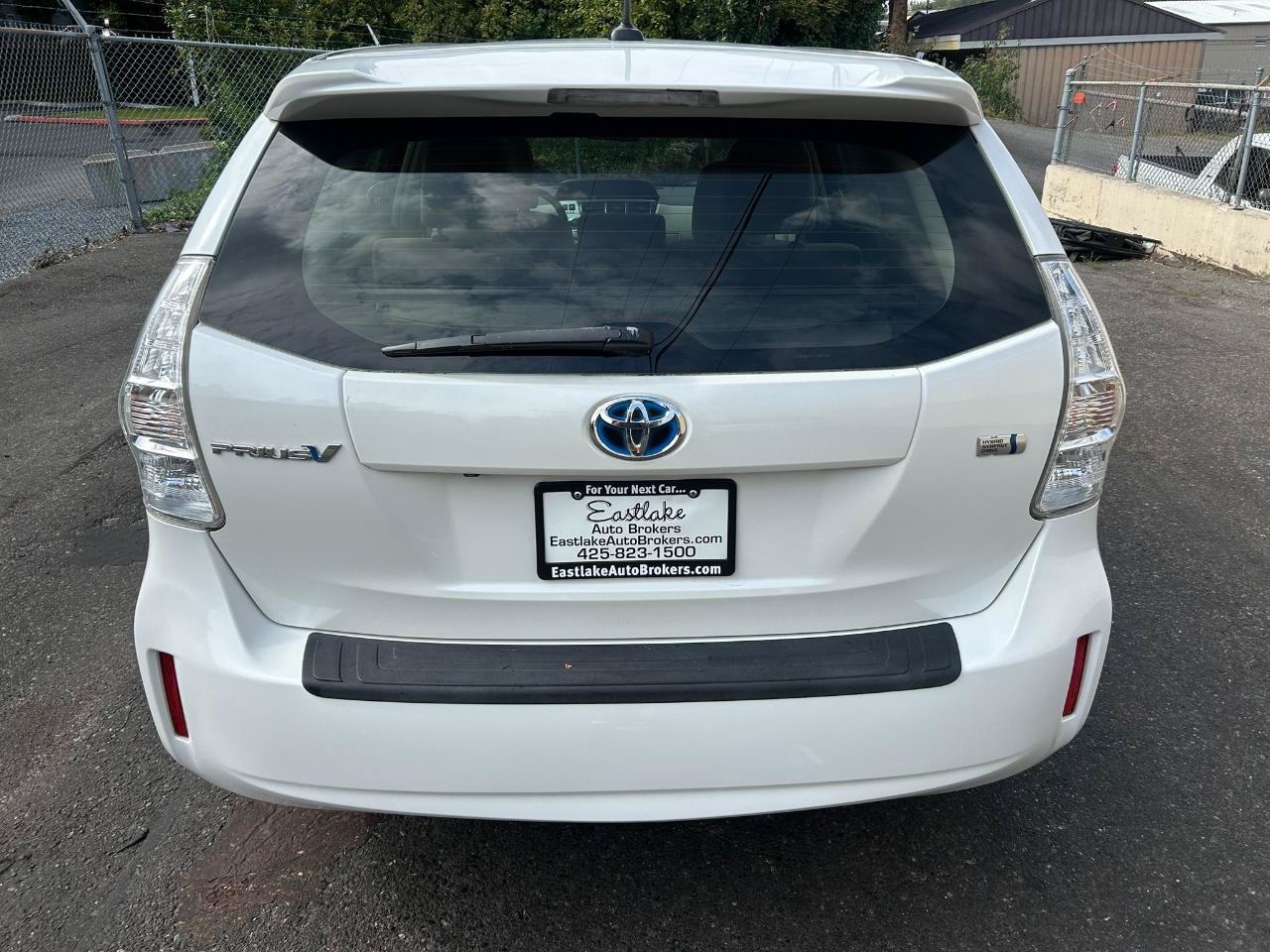 Used 2012 Toyota Prius V Three FWD image 6