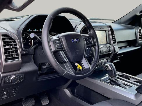 Used 2019 Ford F150 XLT w/ Equipment Group 302A Luxury AWD/4WD image 18