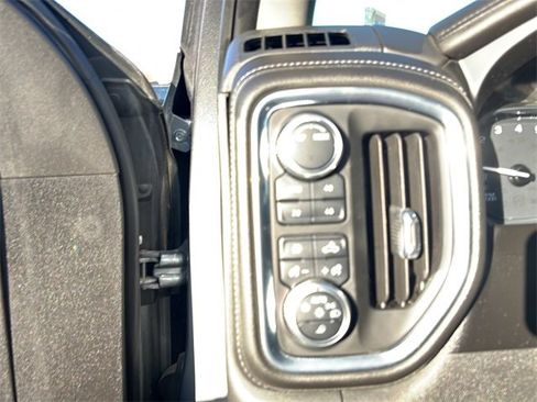 Used 2020 GMC Sierra 1500 SLT image 19