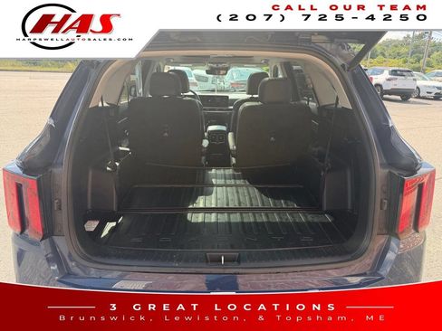Used 2024 Kia Sorento SX AWD/4WD image 17