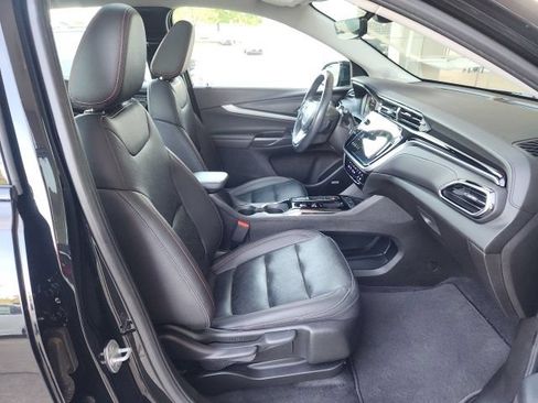 Used 2023 Chevrolet Bolt EUV Premier w/ Sun & Sound Package FWD image 24