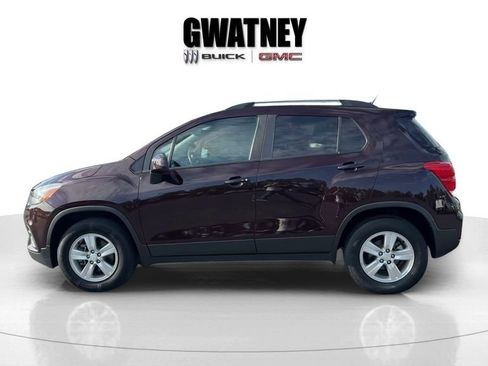 Used 2022 Chevrolet Trax LT w/ Driver Confidence Package AWD/4WD image 6