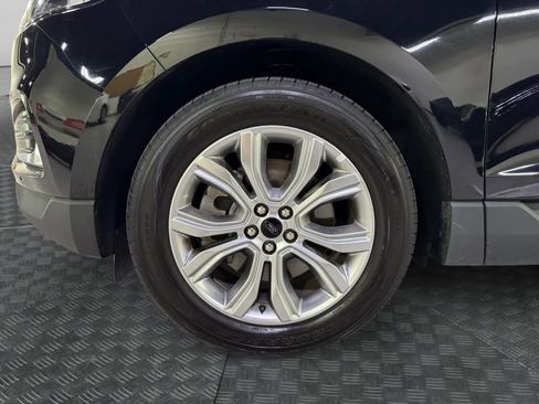 Used 2024 Ford Edge Titanium image 17