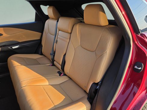 Used 2024 Lexus RX 350 Premium Plus w/ Convenience Package image 21