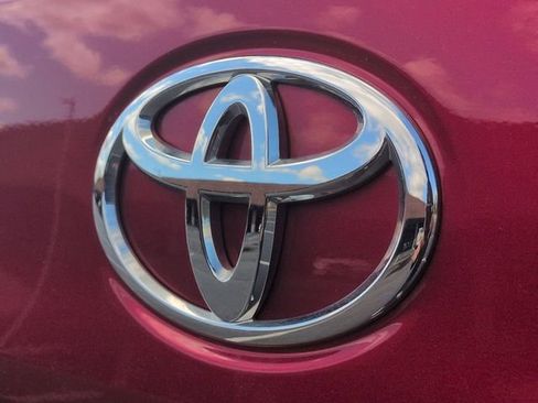Certified 2025 Toyota Corolla Cross XLE AWD/4WD image 27
