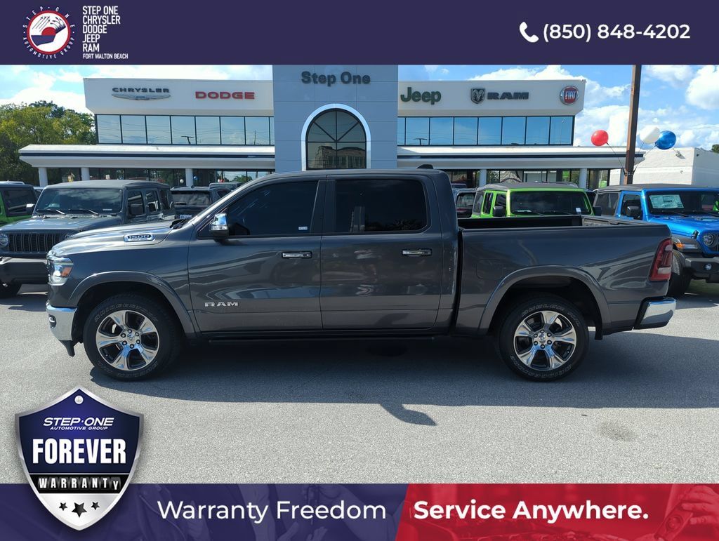 Used 2022 RAM 1500 Laramie AWD/4WD image 3