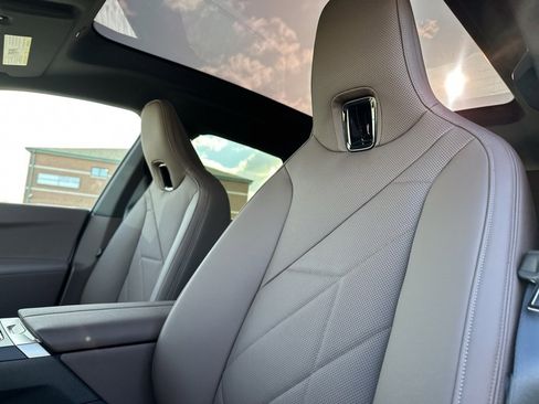 New 2026 BMW iX xDrive45 w/ Premium Package image 16