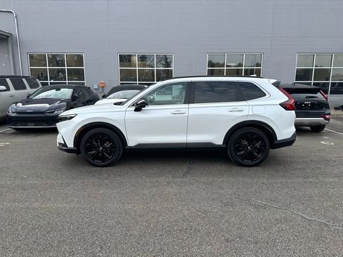 Used 2023 Honda CR-V Sport Touring image 4