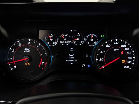 Used 2017 Chevrolet Camaro SS RWD image 34