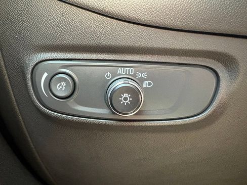 Used 2022 Chevrolet Equinox LT FWD image 15