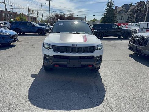 Used 2022 Jeep Compass Trailhawk AWD/4WD image 7