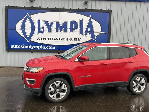Used 2021 Jeep Compass Limited image 1