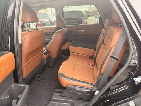 Certified 2024 Nissan Pathfinder Platinum w/ Cargo Package image 7