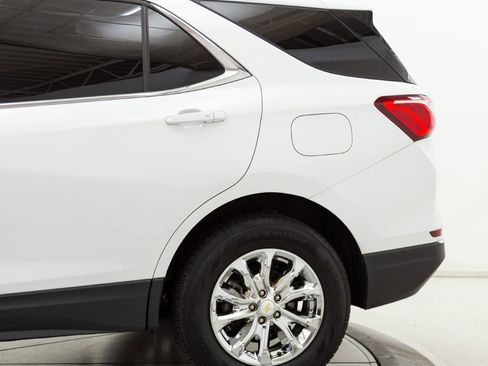 Used 2019 Chevrolet Equinox LT image 12