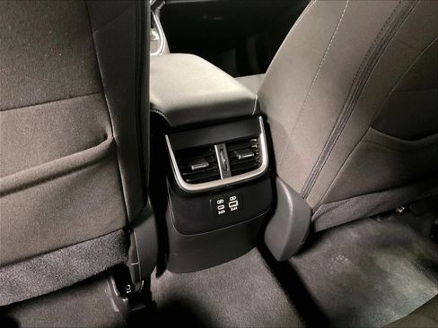 Used 2024 Subaru Legacy Premium image 28