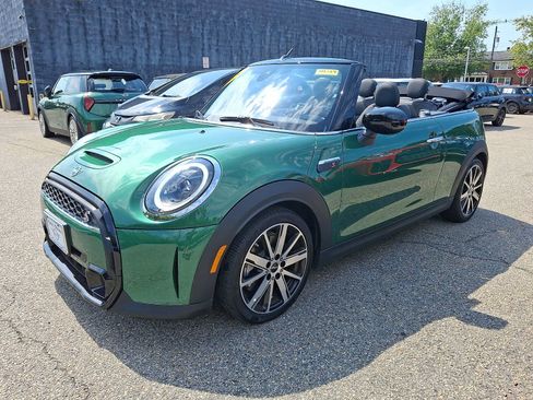 Used 2024 MINI Cooper S FWD image 3