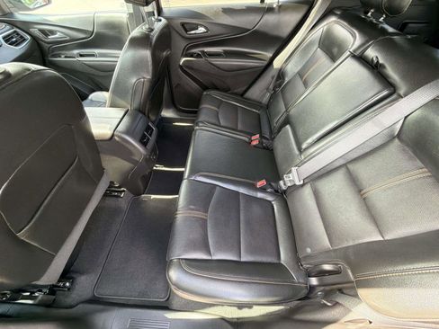 Certified 2022 Chevrolet Equinox Premier FWD image 11