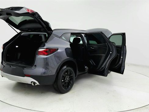 Used 2022 Chevrolet Blazer LT w/ Midnight/Sport Edition AWD/4WD image 11