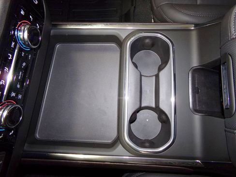 New 2026 GMC Sierra 2500 SLT w/ SLT Premium Package image 19