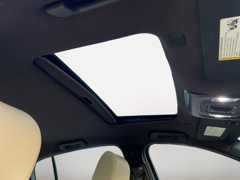 Used 2020 Cadillac CT5 Luxury w/ Cold Weather Package image 15