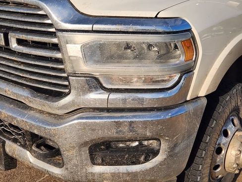 Used 2020 RAM 3500 Laramie AWD/4WD image 8