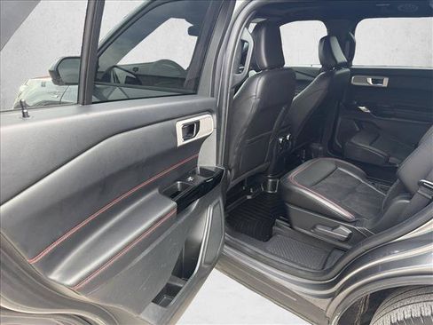 Used 2022 Ford Explorer ST-Line w/ Class IV Trailer Tow Package RWD image 13
