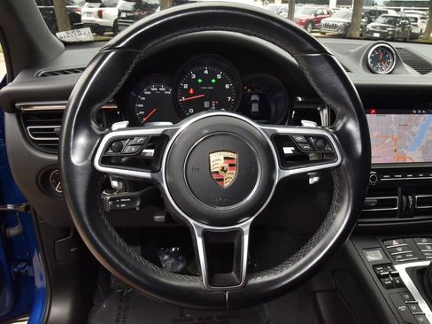 Used 2020 Porsche Macan AWD/4WD image 22