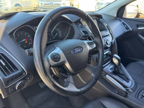 Used 2012 Ford Focus Titanium image 26