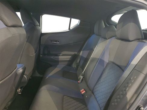 Used 2021 Toyota C-HR XLE image 13