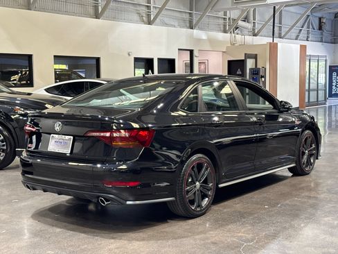 Used 2019 Volkswagen Jetta GLI FWD image 15