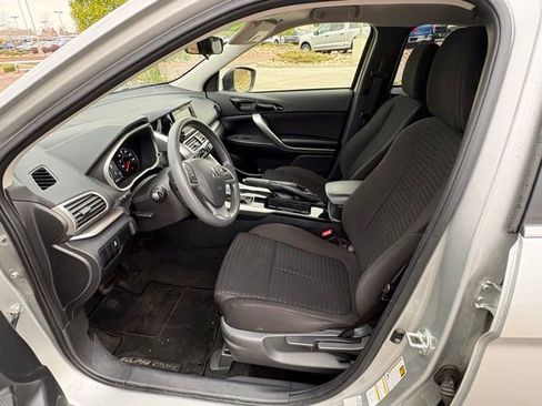 Used 2019 Mitsubishi Eclipse Cross ES AWD/4WD image 12