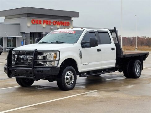 Used 2019 Ford F350 XLT w/ FX4 Off-Road Package image 3