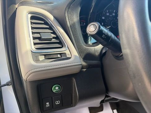 Used 2018 Honda HR-V EX image 20