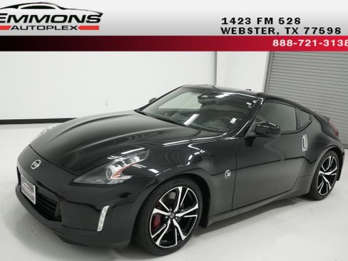 Used 2018 Nissan 370Z Coupe RWD image 1