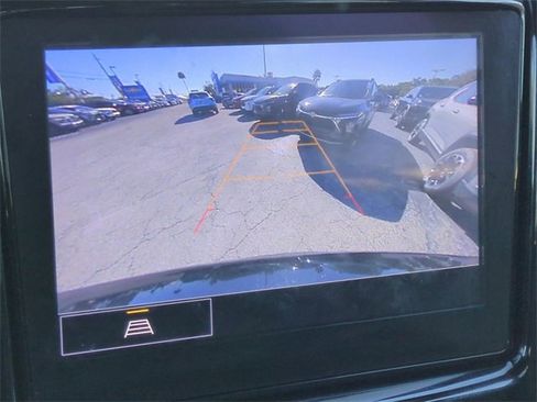 Certified 2023 Chevrolet Traverse LT image 25