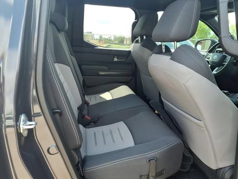 Used 2024 Toyota Tacoma TRD Sport AWD/4WD image 15
