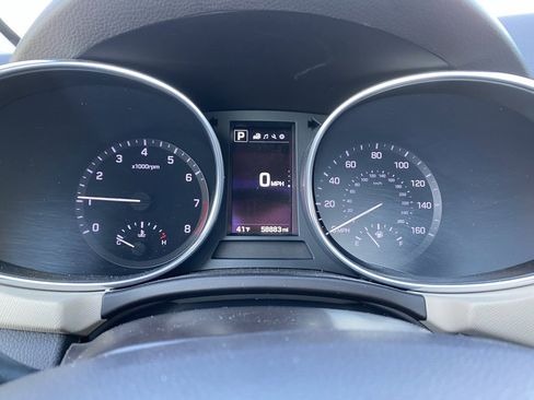 Used 2017 Hyundai Santa Fe Sport image 19