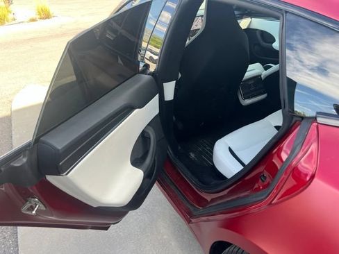 Used 2024 Tesla Model S Plaid AWD/4WD image 15