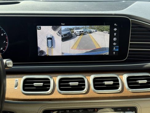 Used 2021 Mercedes-Benz GLE 350 image 28