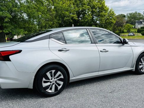 Used 2023 Nissan Altima 2.5 S FWD image 5