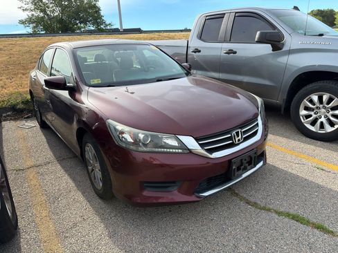 Used 2013 Honda Accord LX image 4
