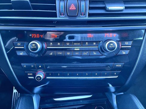 Used 2015 BMW X6 xDrive35i image 33