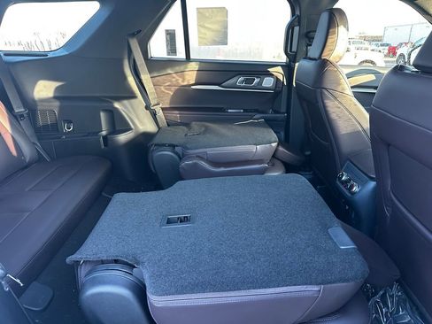 New 2026 Ford Explorer Platinum image 55