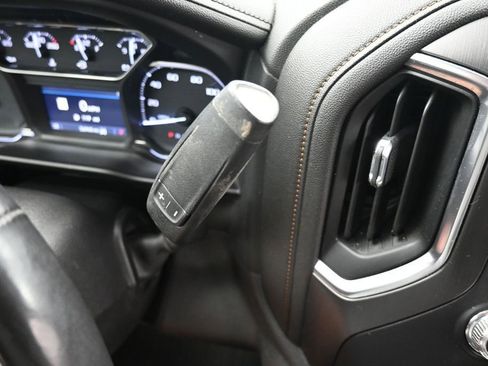 Used 2019 GMC Sierra 1500 AT4 w/ AT4 Premium Package AWD/4WD image 16
