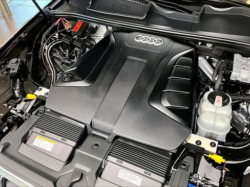 Used 2025 Audi Q7 2.0T Premium Plus w/ Premium Plus Package AWD/4WD image 30