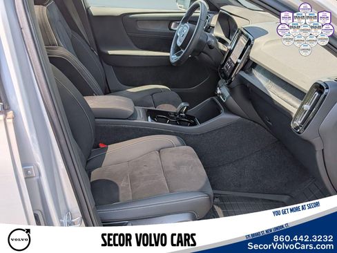 Used 2023 Volvo C40 P8 Recharge Ultimate w/ Protection Package Premier AWD/4WD image 28